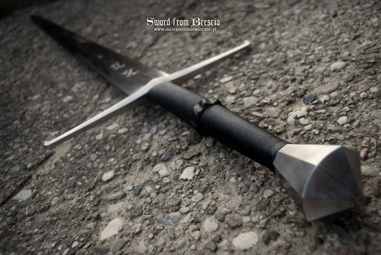 布雷西亚15世纪长剑 - gallery-05.jpg