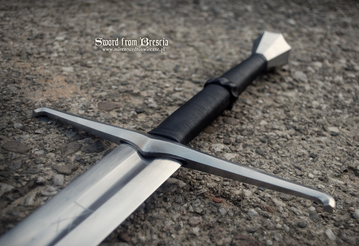 布雷西亚15世纪长剑 - gallery-06.jpg