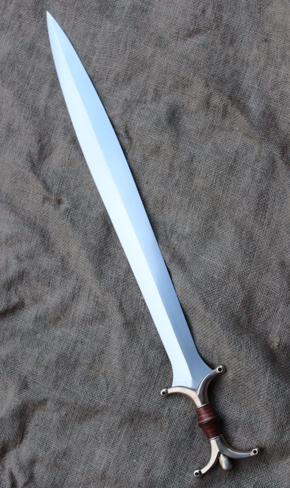 凯尔特人形柄剑