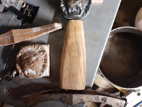 定制武装剑（教堂圣经展示）