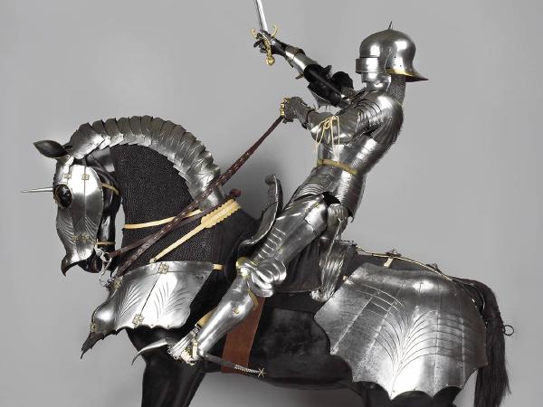 人马甲胄