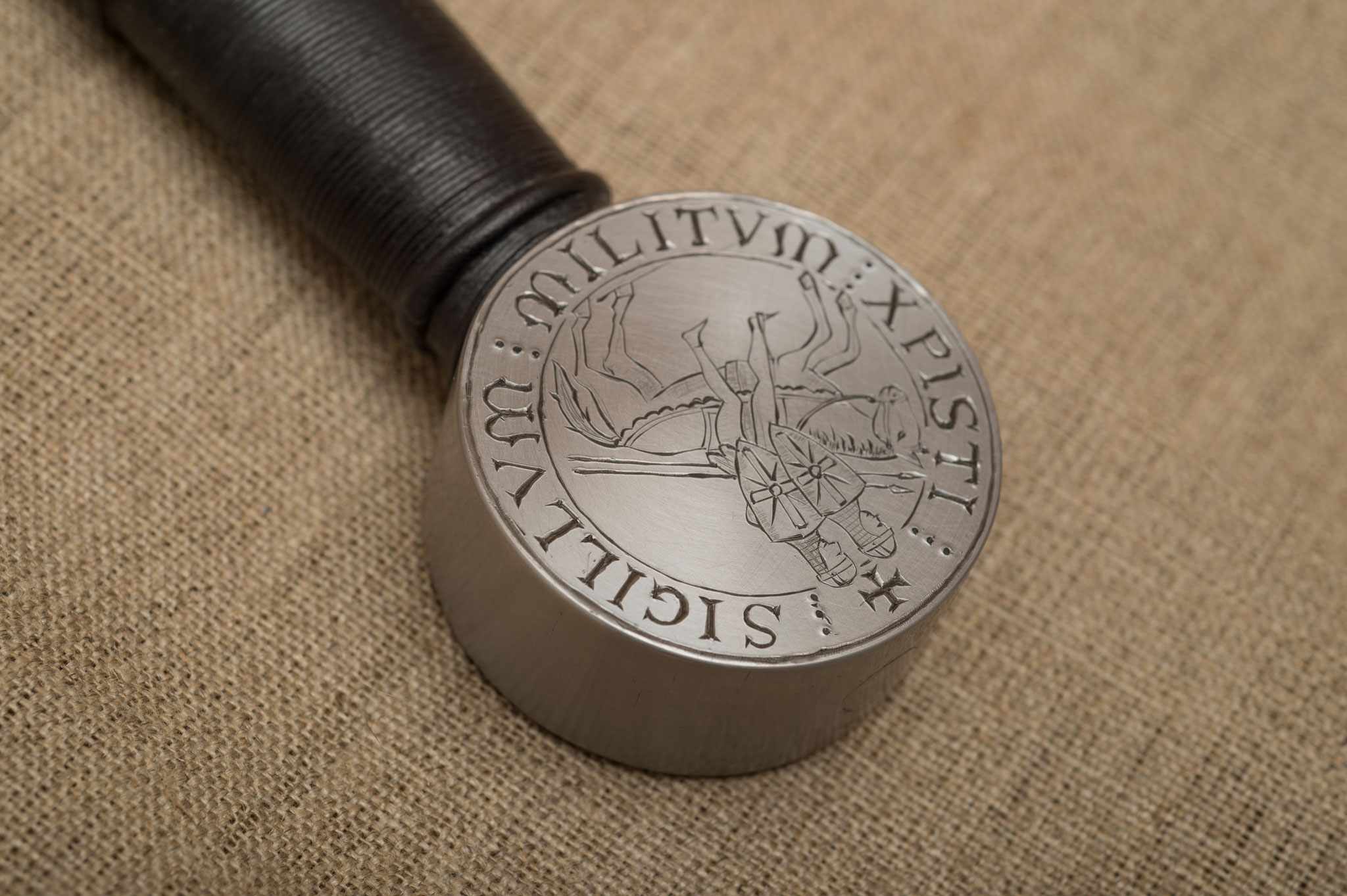 圣殿骑士铭文骑士剑 - gallery-07.jpg