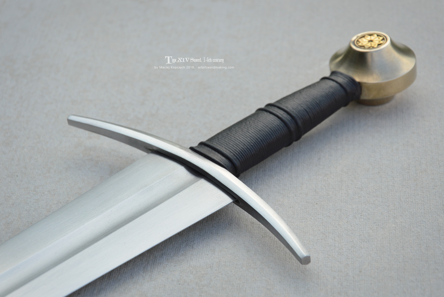 14世纪晚期XIV型剑 - gallery-02.jpg