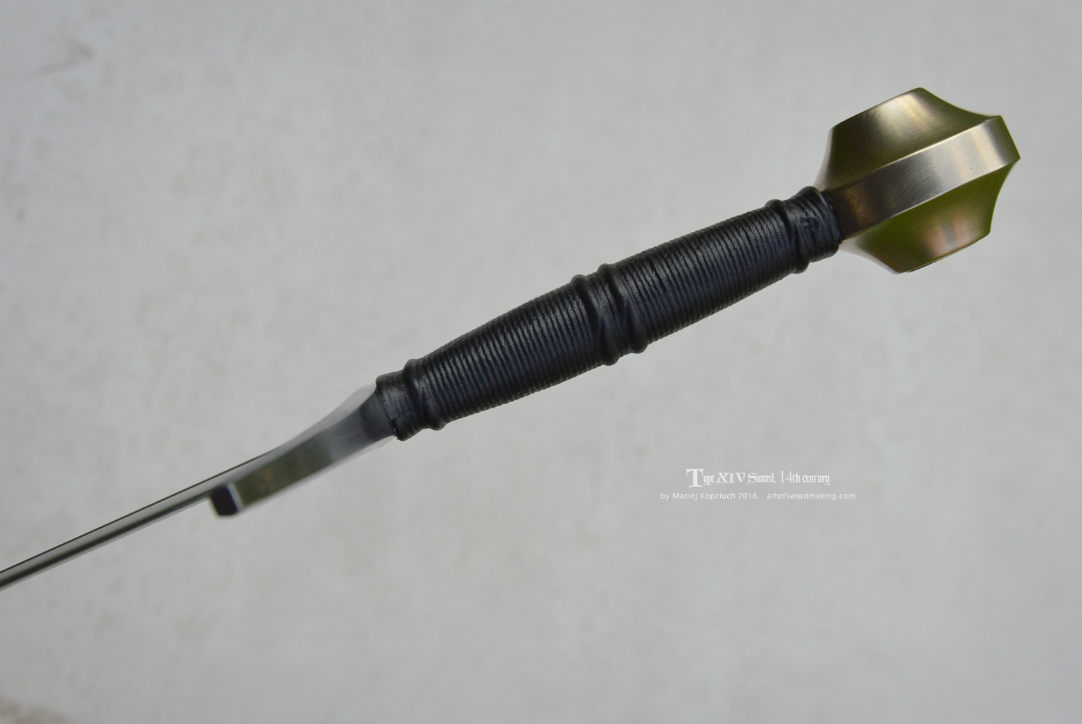 14世纪晚期XIV型剑 - gallery-07.jpg