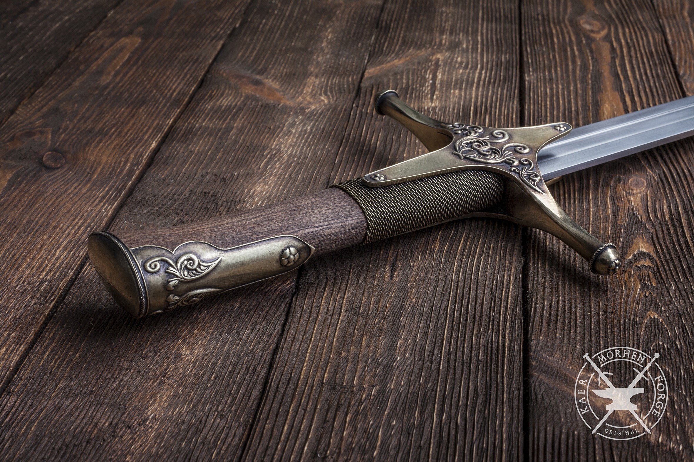 猎魔人鸢尾花（冯·埃弗瑞克家族军刀） - gallery-05.jpg