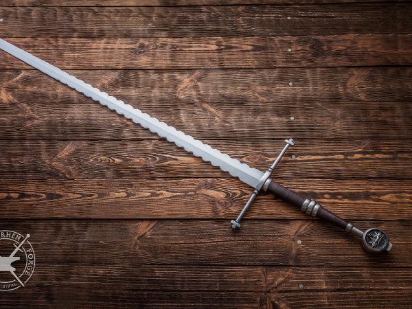 猎魔人大师级猫学派钢剑