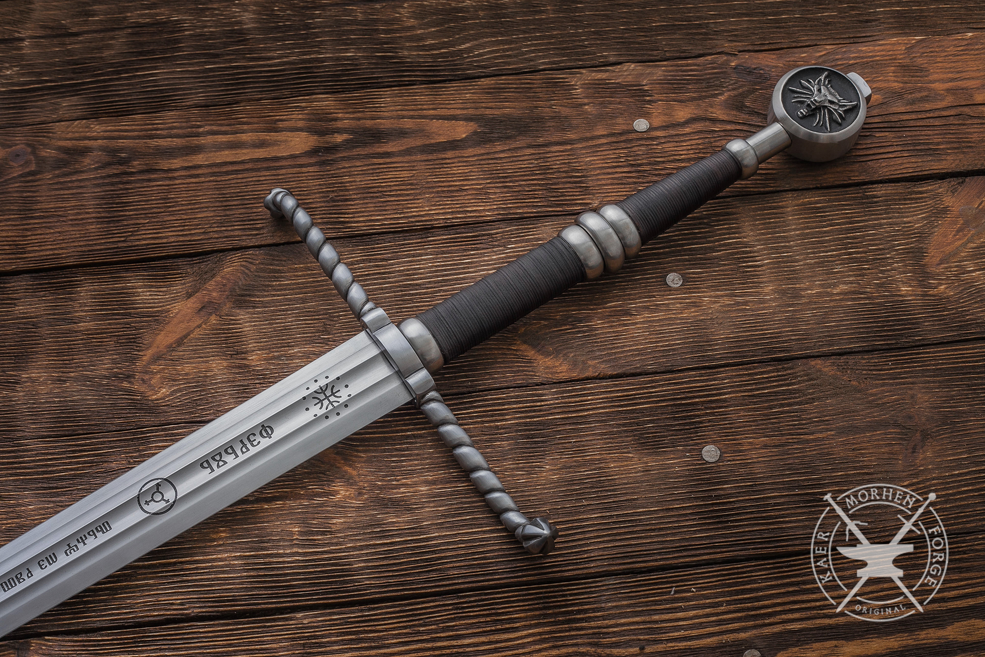 猎魔人大师级狼学派钢剑 - gallery-07.jpg